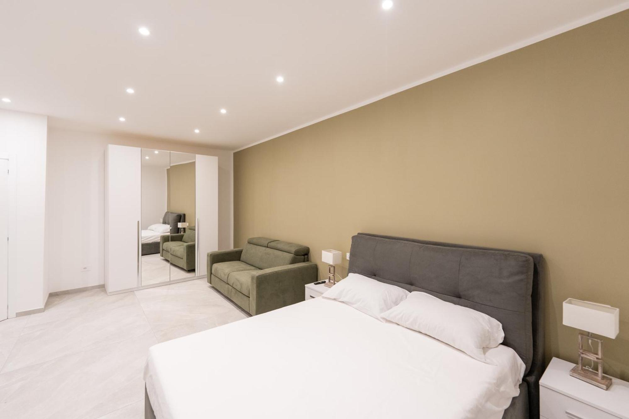 Suites Gaudioso Napoli Center Nápoles Exterior foto
